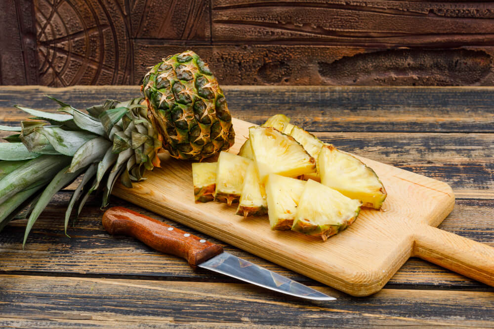 How to Cut a Pineapple 