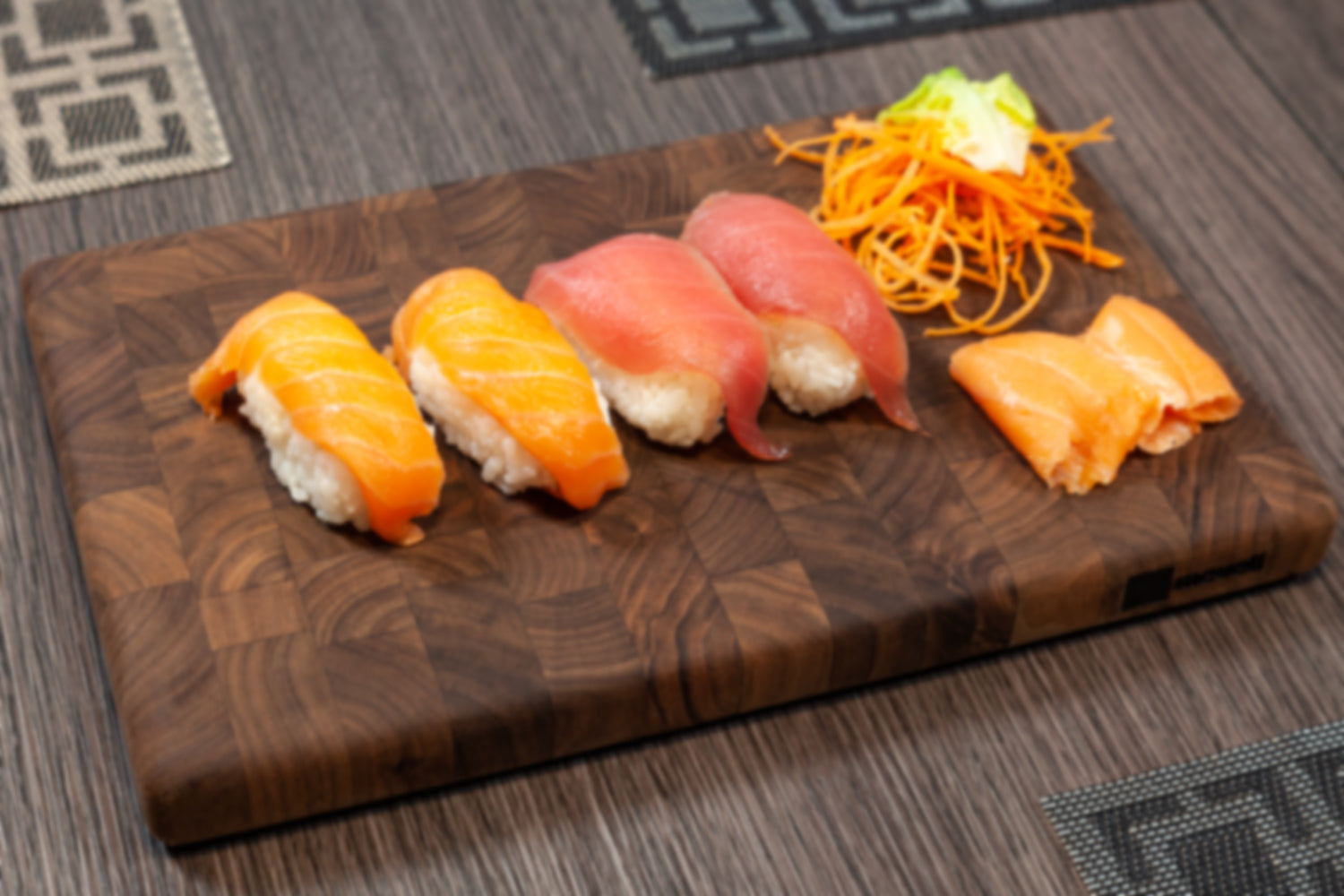 nigiri vs sashimi