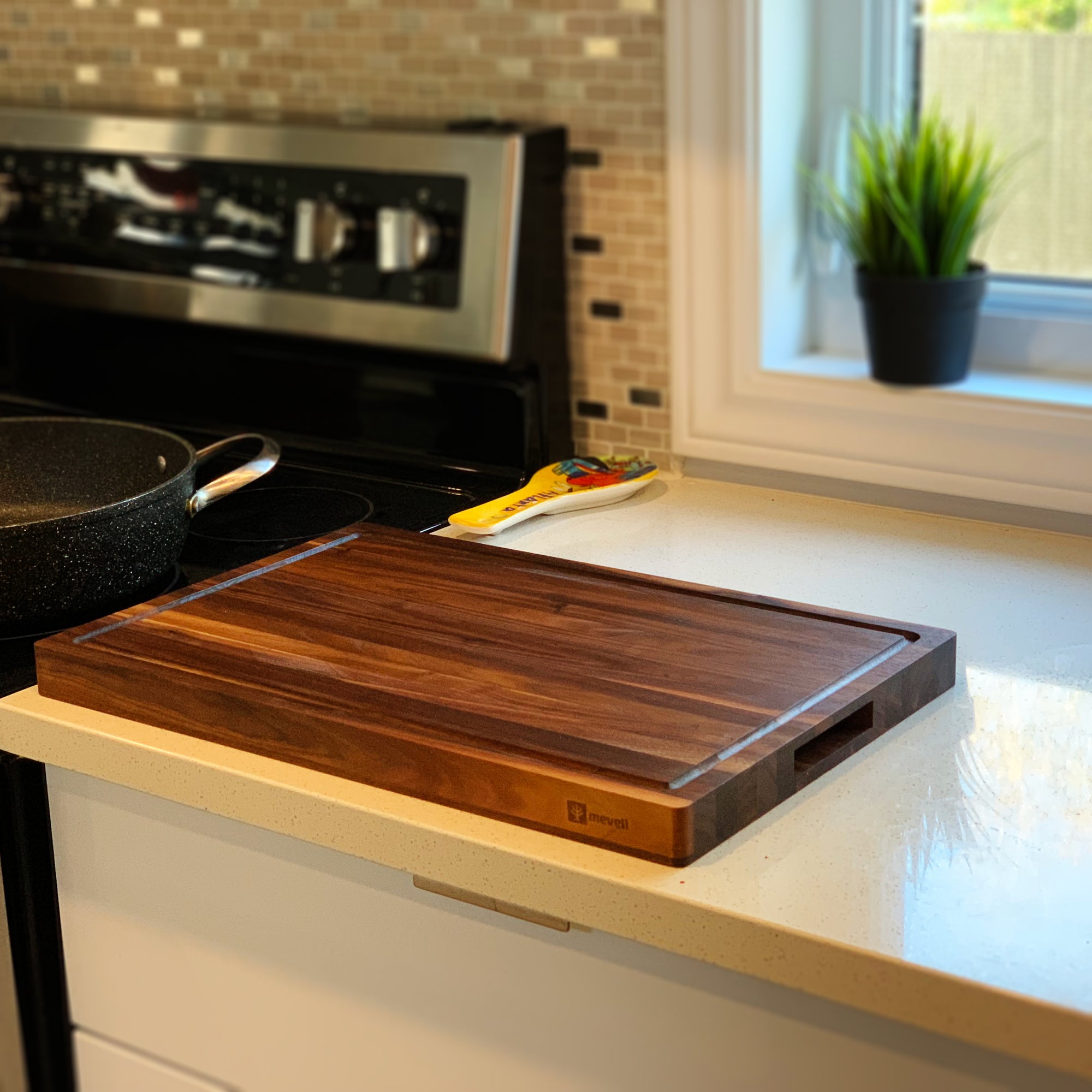 18 x 12 Large Dark Walnut Cutting Board – Refine Kitchenware